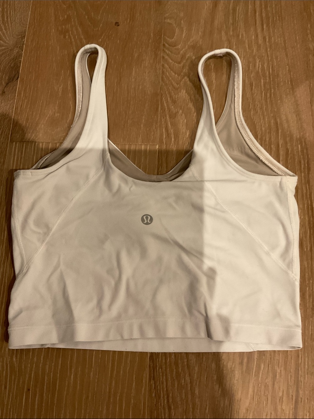 Lululemon Women's White V-Neck Cropped Tank Top - Picture 2 of 3